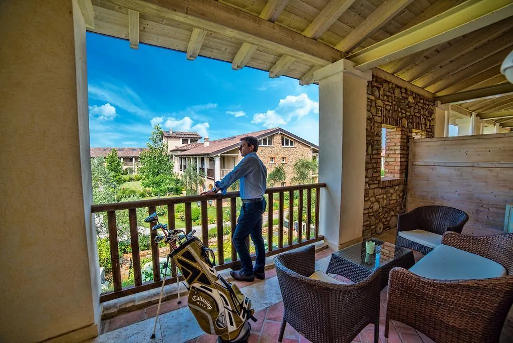 Apartment Garda Residence San Vigilio Golf Pozzolengo Italy