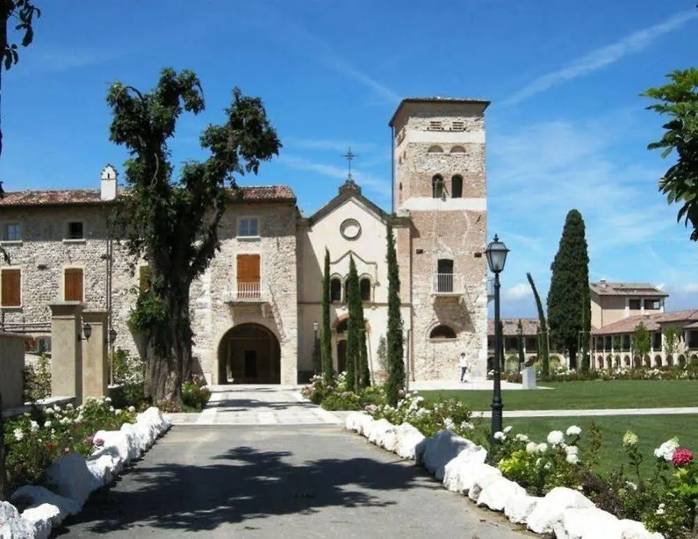 Apartment Garda Residence San Vigilio Golf Pozzolengo Italy